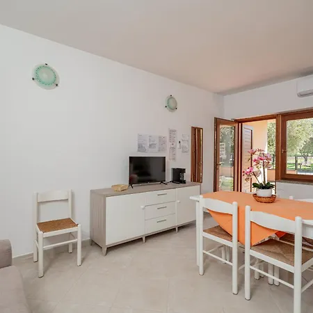 Li Menduli Apartment